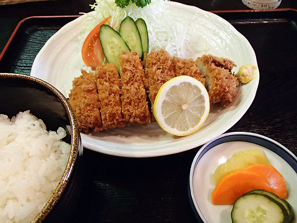 ロースカツ定食